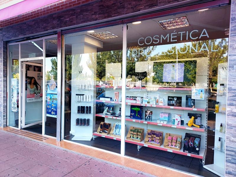 Escaparate de la tienda en Laguna de Duero