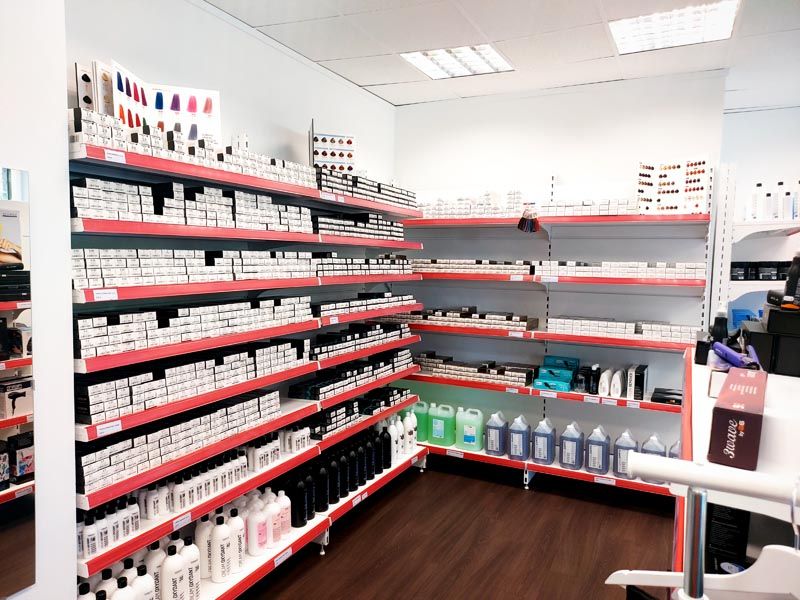 Zona de coloración en la tienda en Laguna de Duero